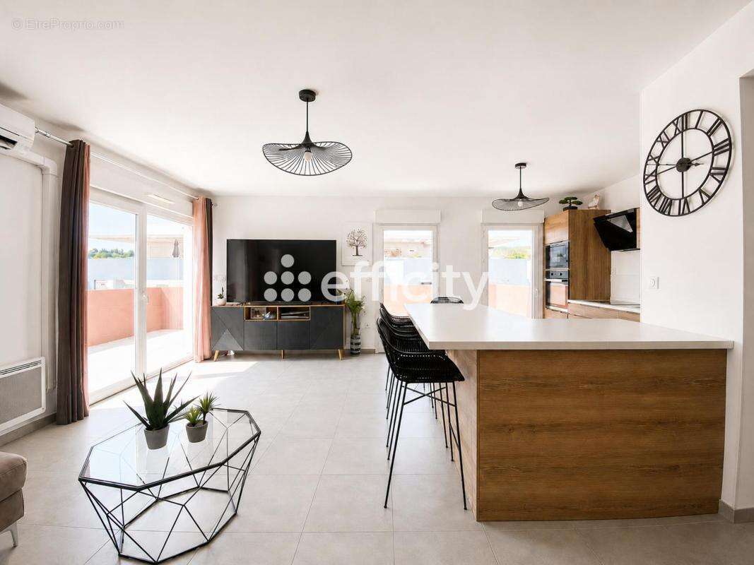 Appartement à MARSEILLE-13E