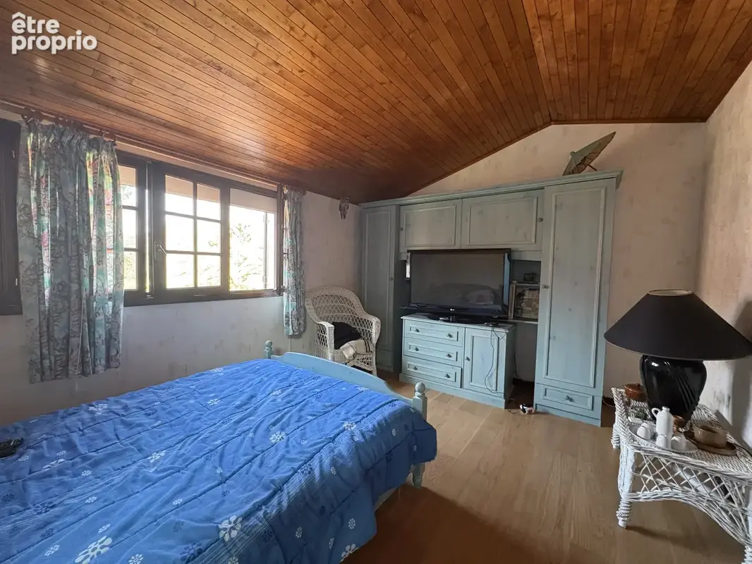 Villa avec piscine sur parc arboré de 2 000 m2   À deux pas du centre de Fumel - photo 19