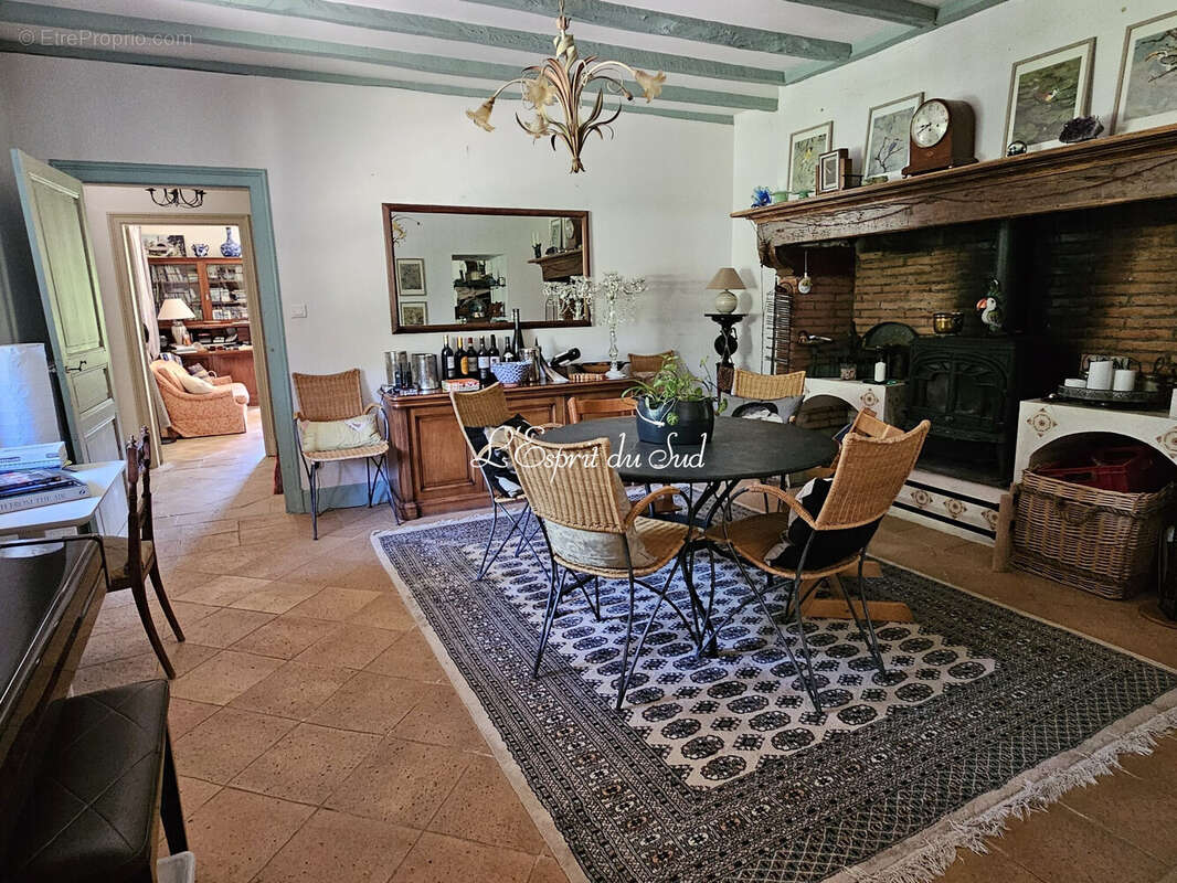 Maison 251 m² à Gaillac  - photo 6