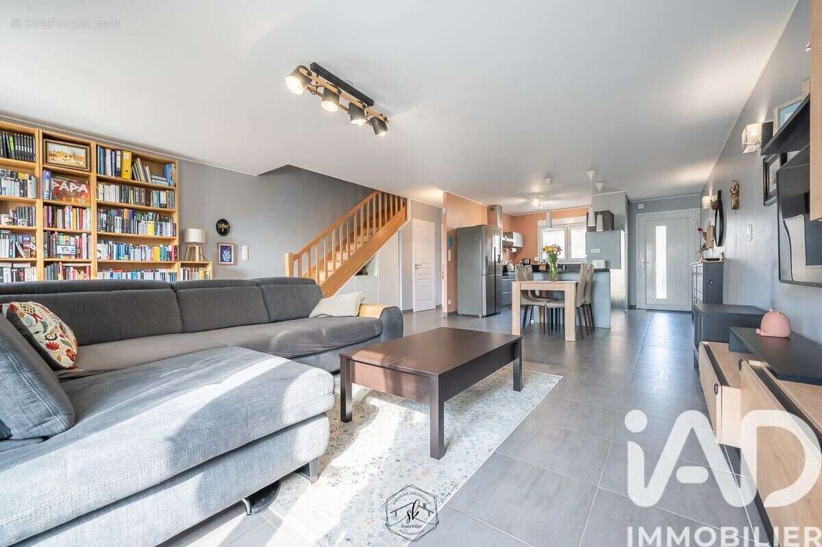 Photo 2 - Maison à AY-SUR-MOSELLE