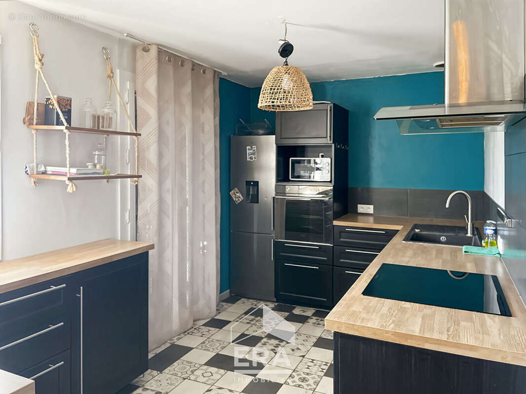 Maison à PAREMPUYRE