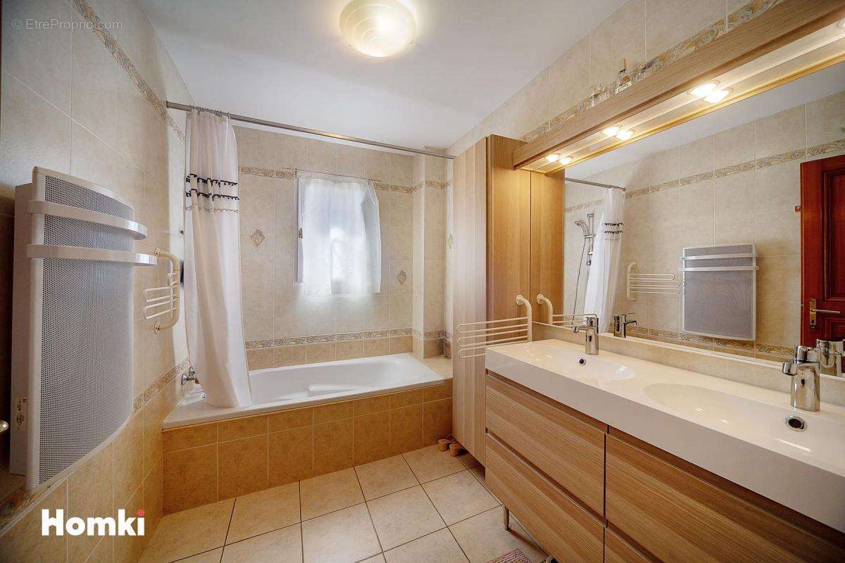 Maison/Villa T7 de 172 m2 à La Magdelaine-sur-Tarn 31340 - photo 7