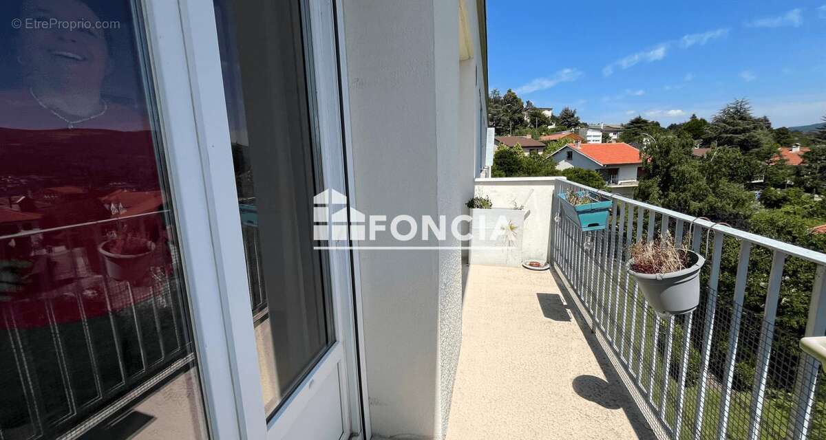 Appartement à SAINT-ETIENNE