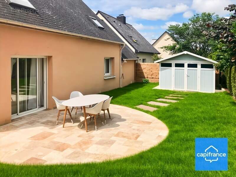 Maison à MONTFORT-SUR-MEU