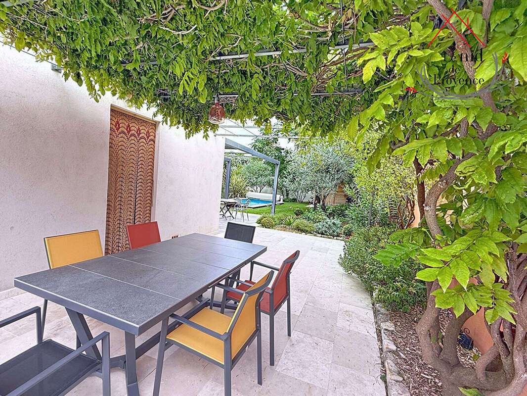Rare belle villa proche commodites a saint didier - photo 8