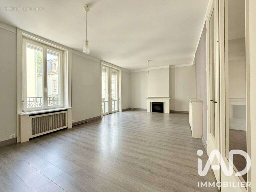 Appartement 165 m² à Epinal  - photo 2