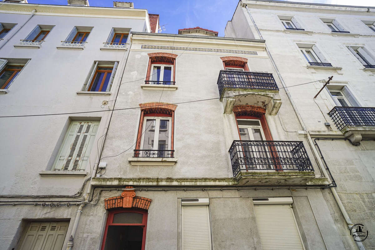 Appartement à SAINT-ETIENNE