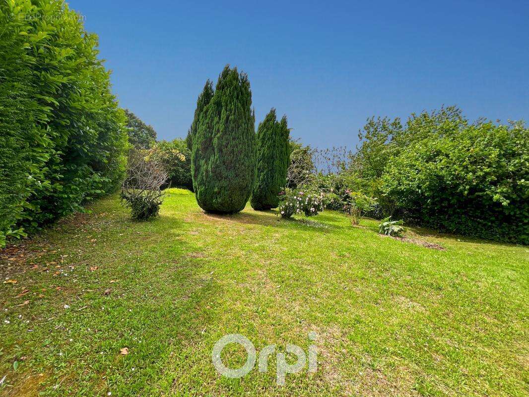 Maison à BERSAC-SUR-RIVALIER