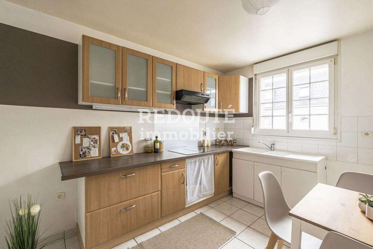 Appartement à TINQUEUX