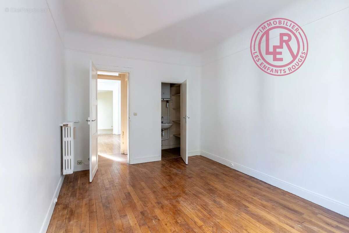 Appartement à PARIS-11E