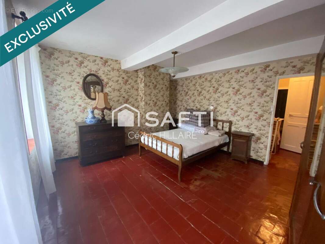 Maison 260 m² à Talairan  - photo 3