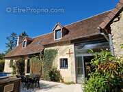 Maison à SAINT-COSME-EN-VAIRAIS