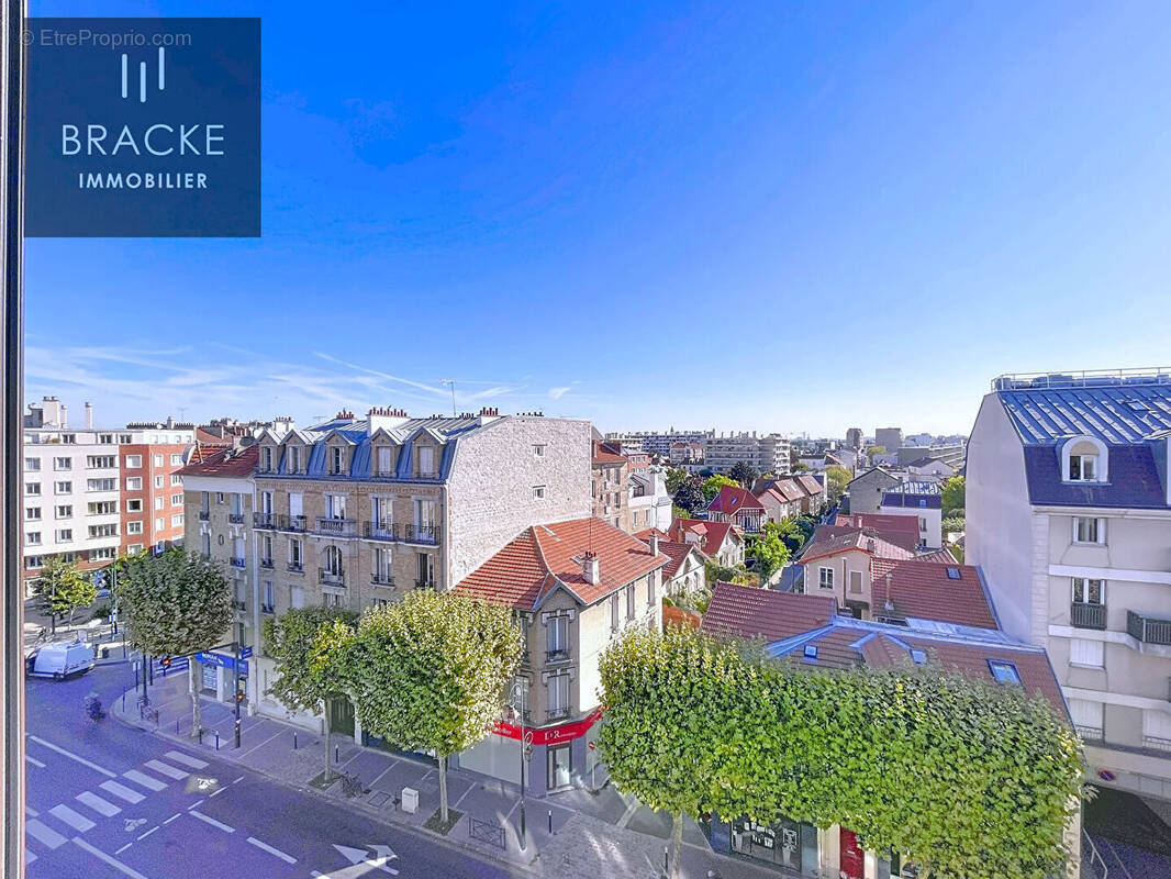 Appartement à LA GARENNE-COLOMBES