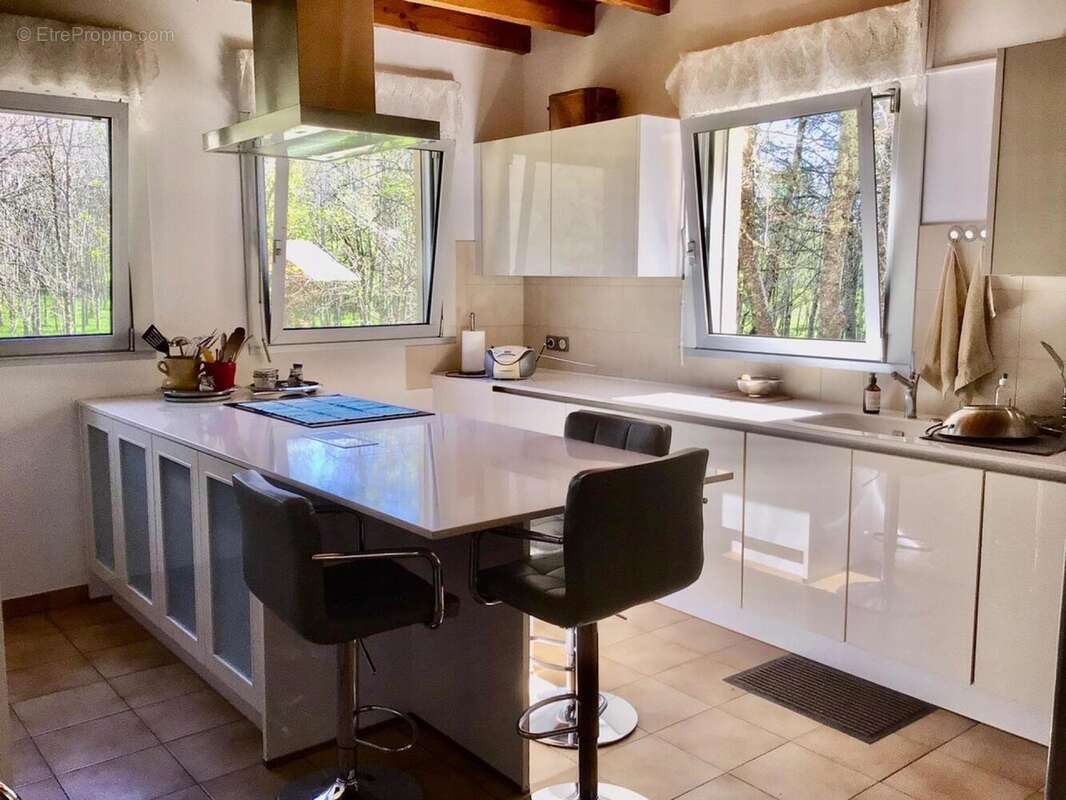 Maison 130 m² à Plaisance  - photo 5
