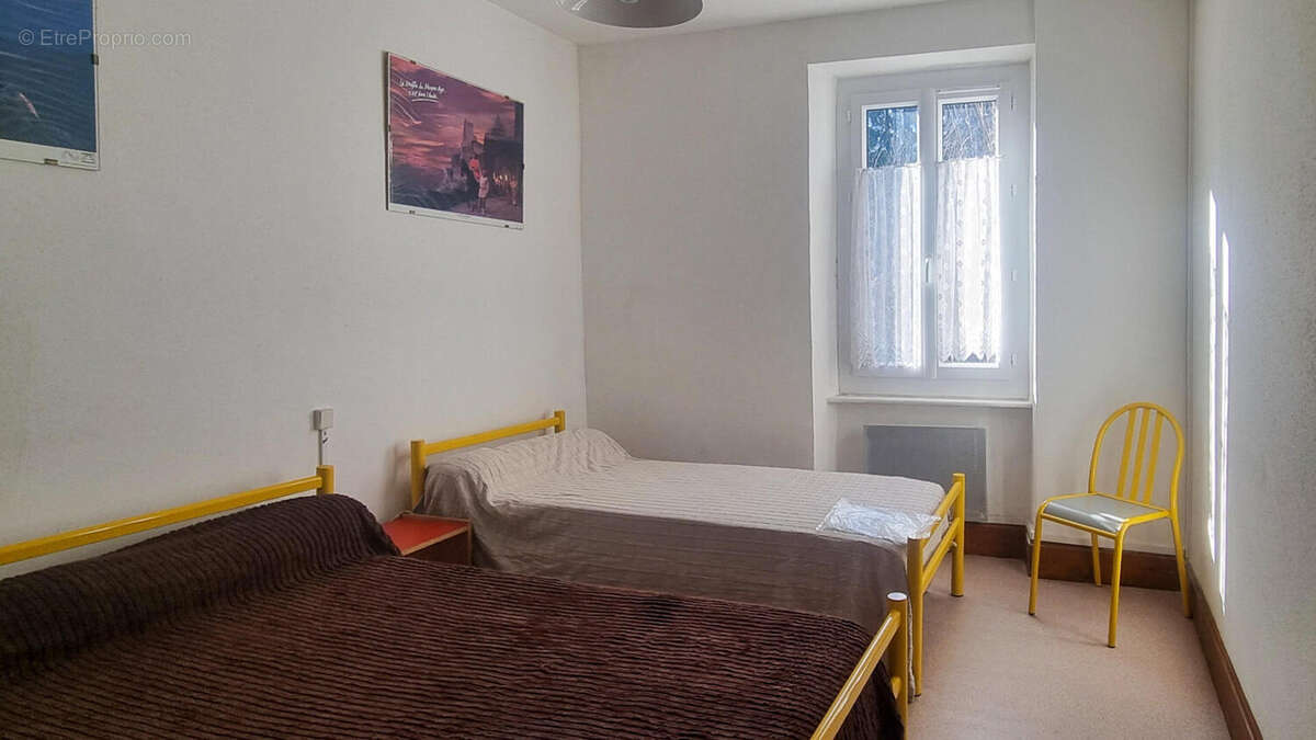 chambre apartment - Maison à SAISSAC