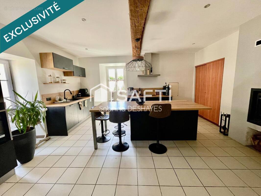 Photo 1 - Maison à LES TROIS-MOUTIERS