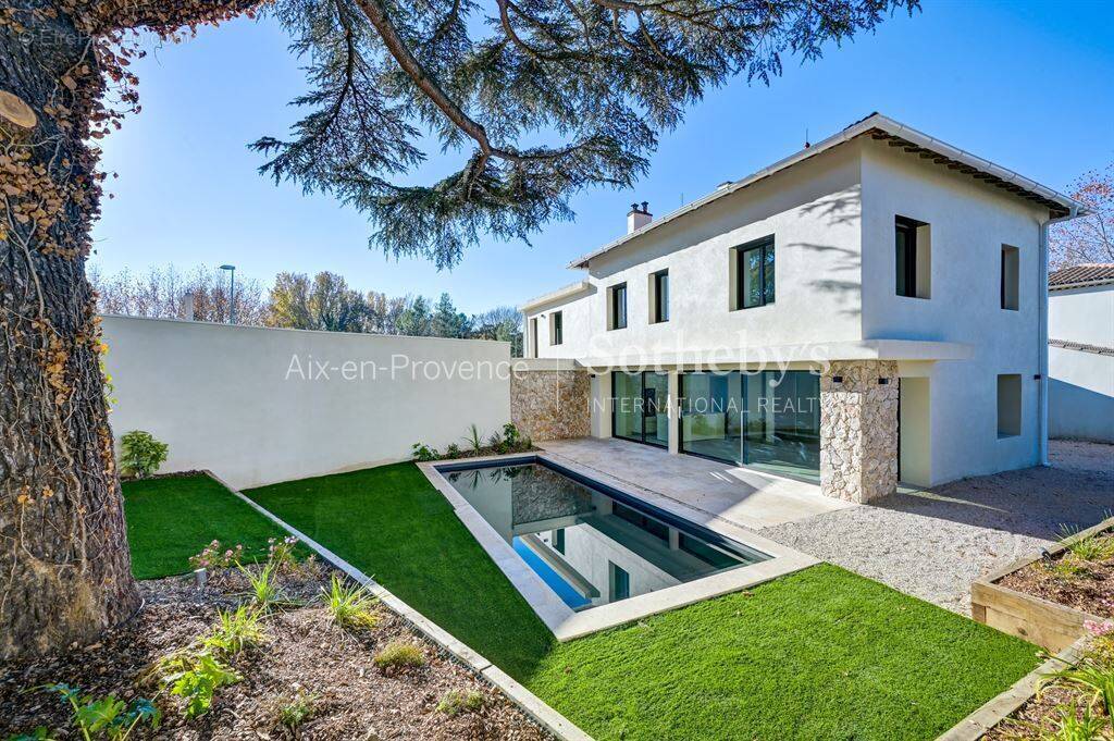 Maison à AIX-EN-PROVENCE