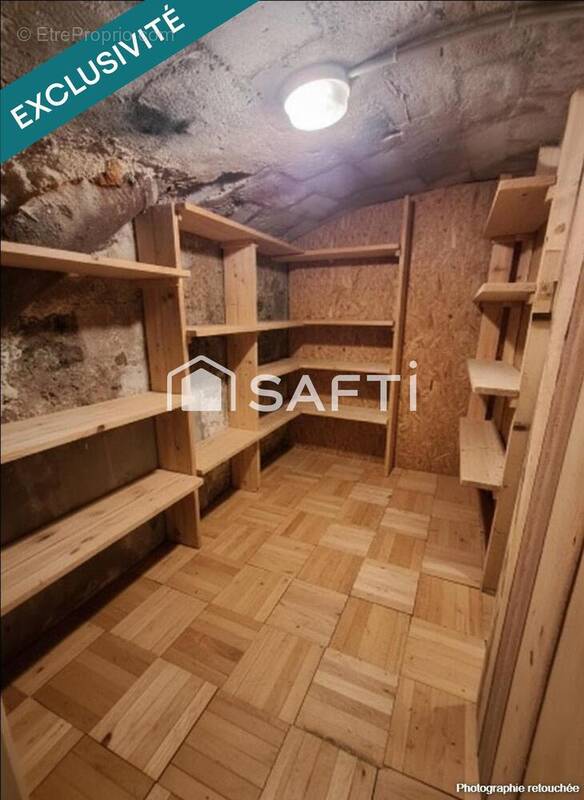 Photo 1 - Parking à BORDEAUX