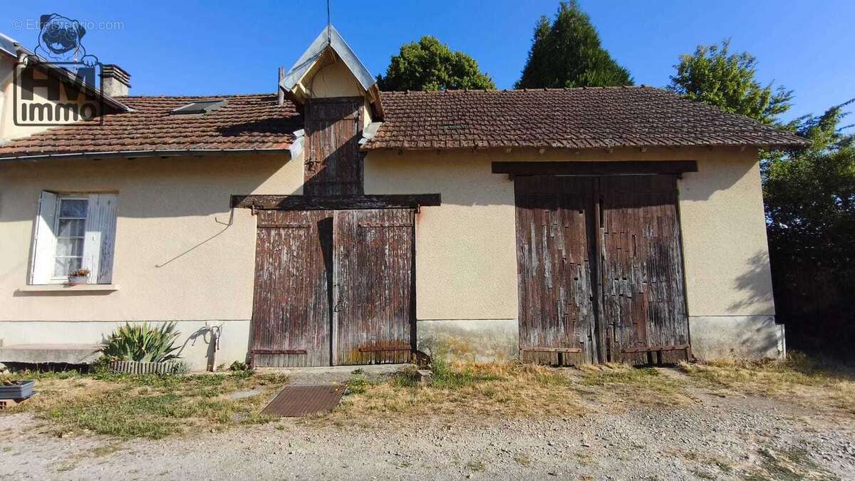 n°2 - Maison à LA MEYZE