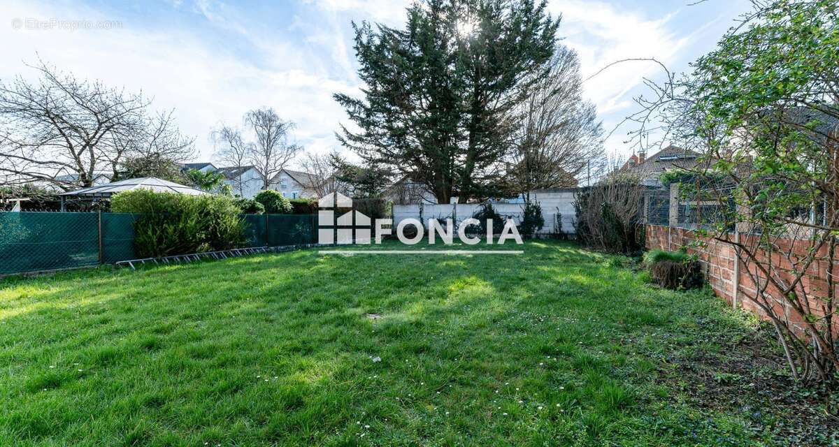 Maison à GOURNAY-SUR-MARNE