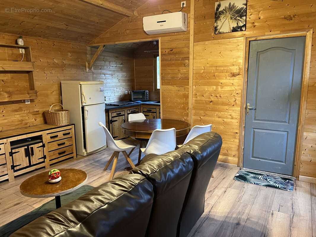 Maison à LIZAC
