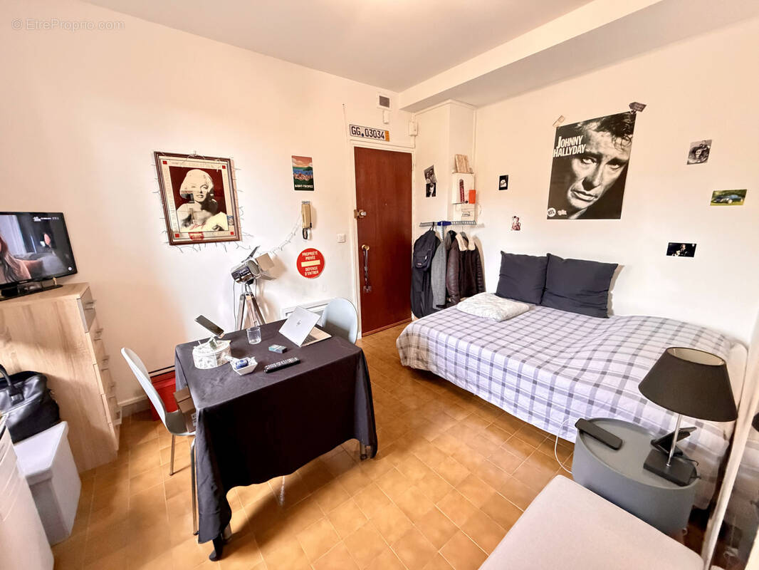 Appartement à MARSEILLE-7E