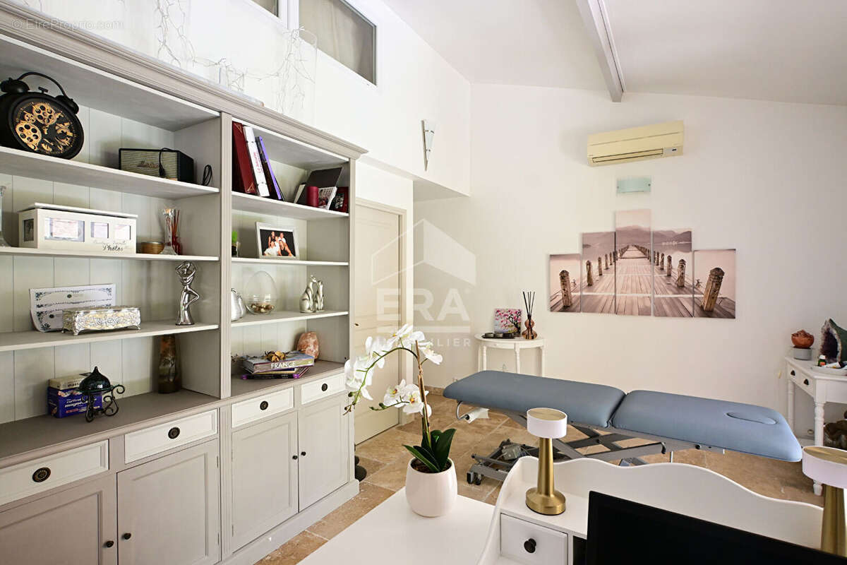 Maison 191m² à châteauneuf-de-gadagne - photo 7