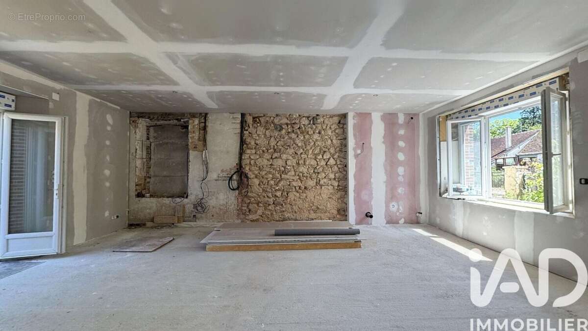 Maison 89 m² à Domats  - photo 5
