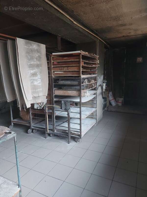 Maison d'habitation et son local commercial - photo 16