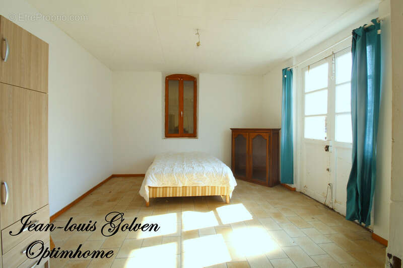 Appartement à TOURNEMIRE