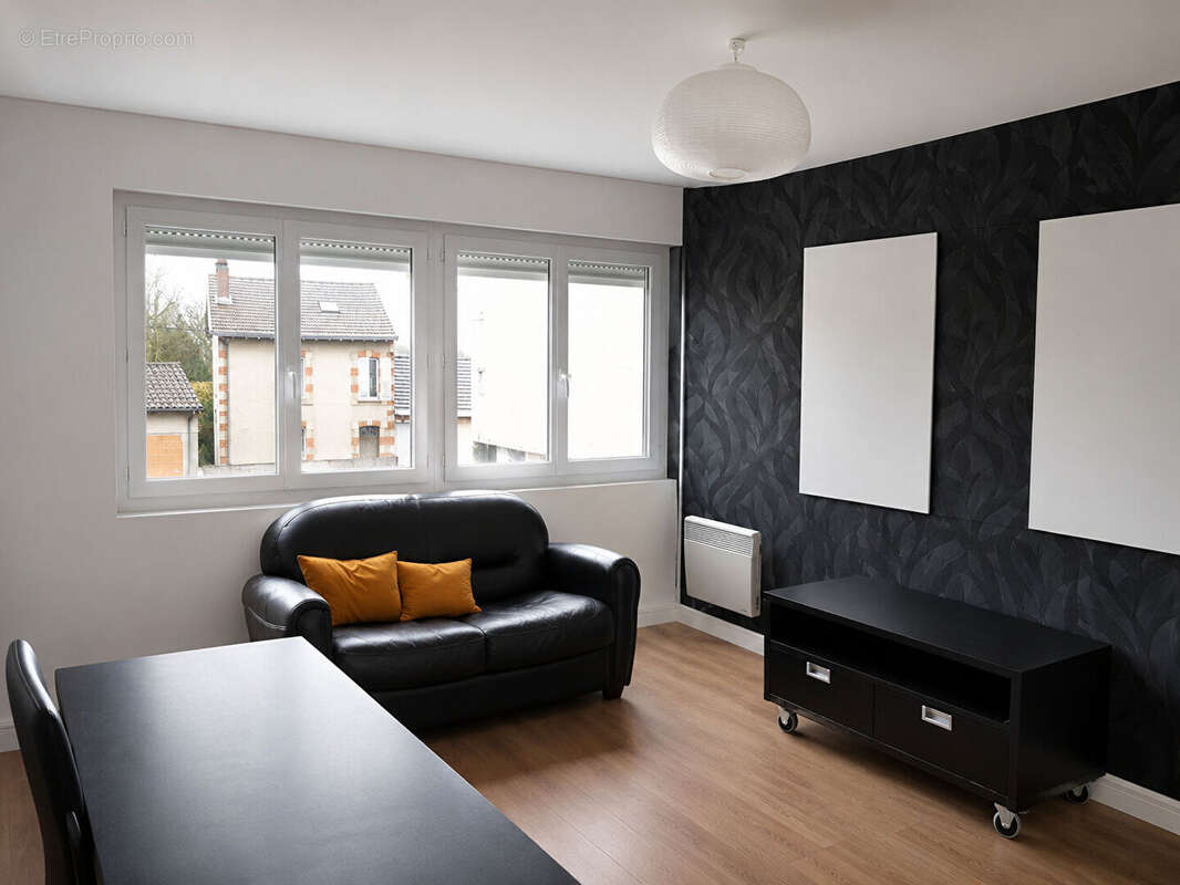 Commerce à PANAZOL