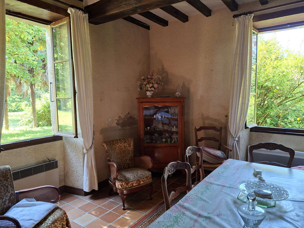 Maison à MIRANDE