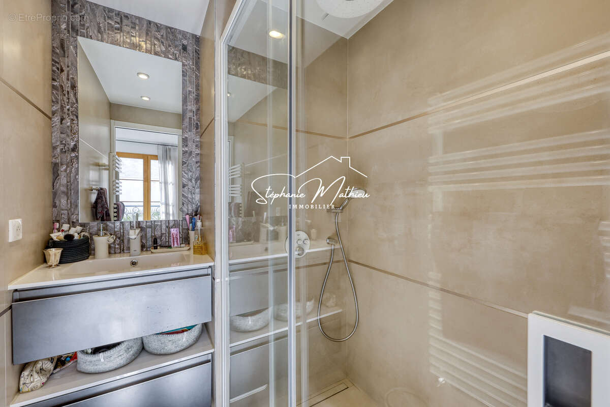 Appartement à RUEIL-MALMAISON