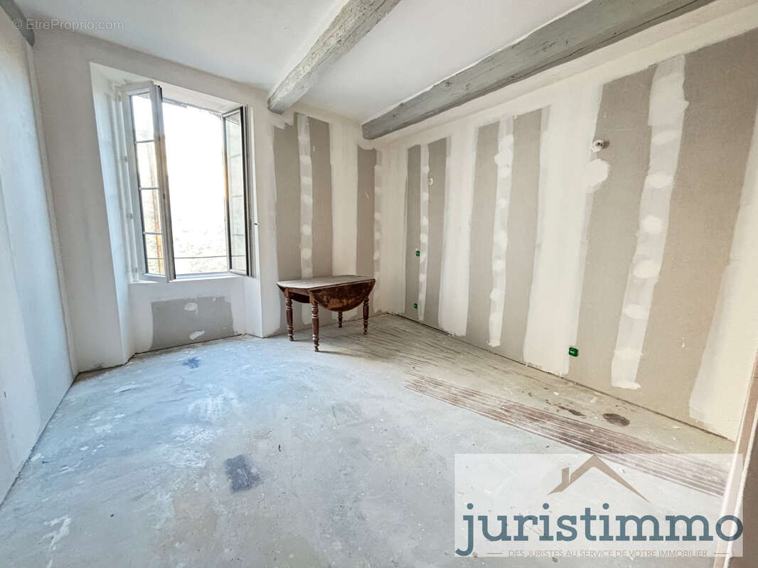 Appartement à BOLLENE