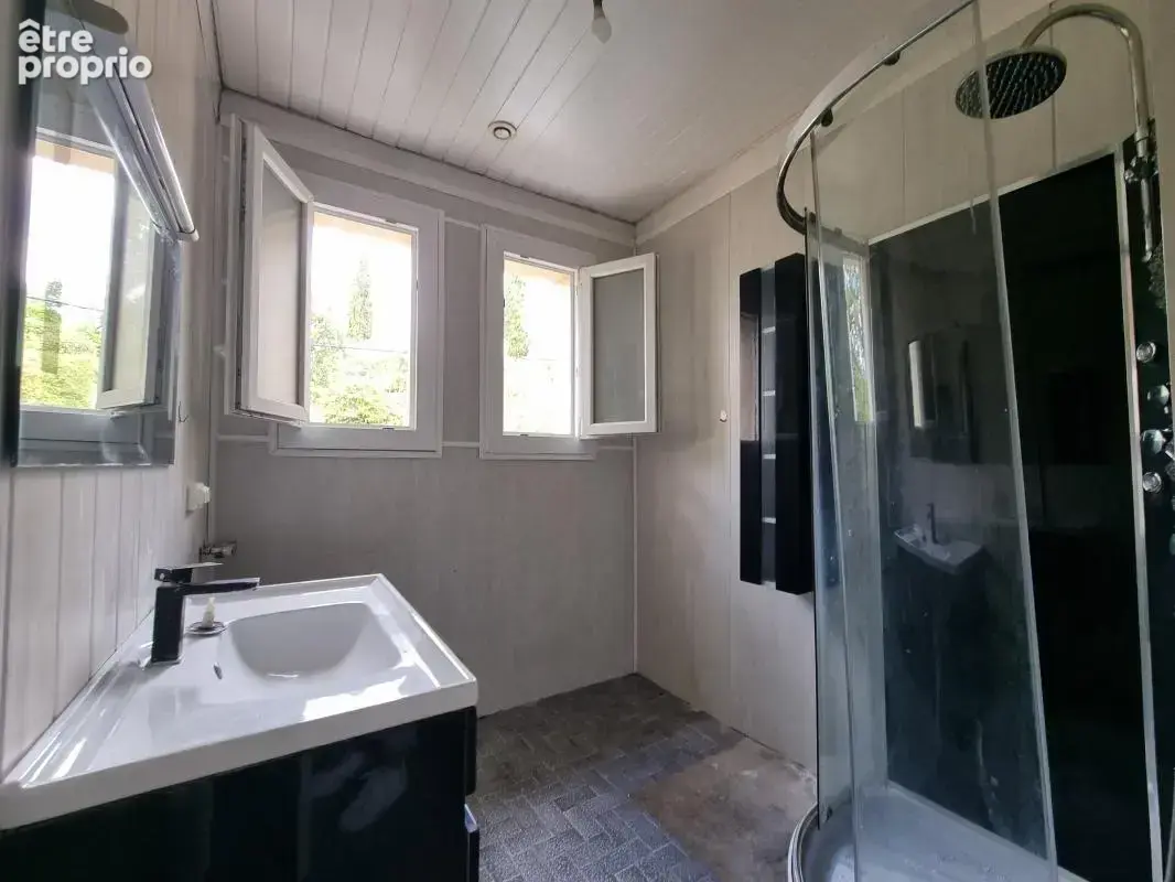 Alès – Conilhère  T4 de 92 m² avec Jardin Privatif & Terrasse - photo 9
