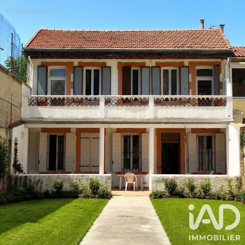 Photo 1 - Maison à MARSEILLE-15E