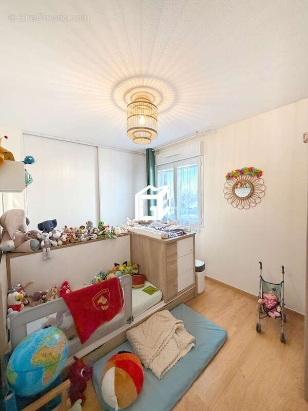 Appartement à SAINTE-RADEGONDE