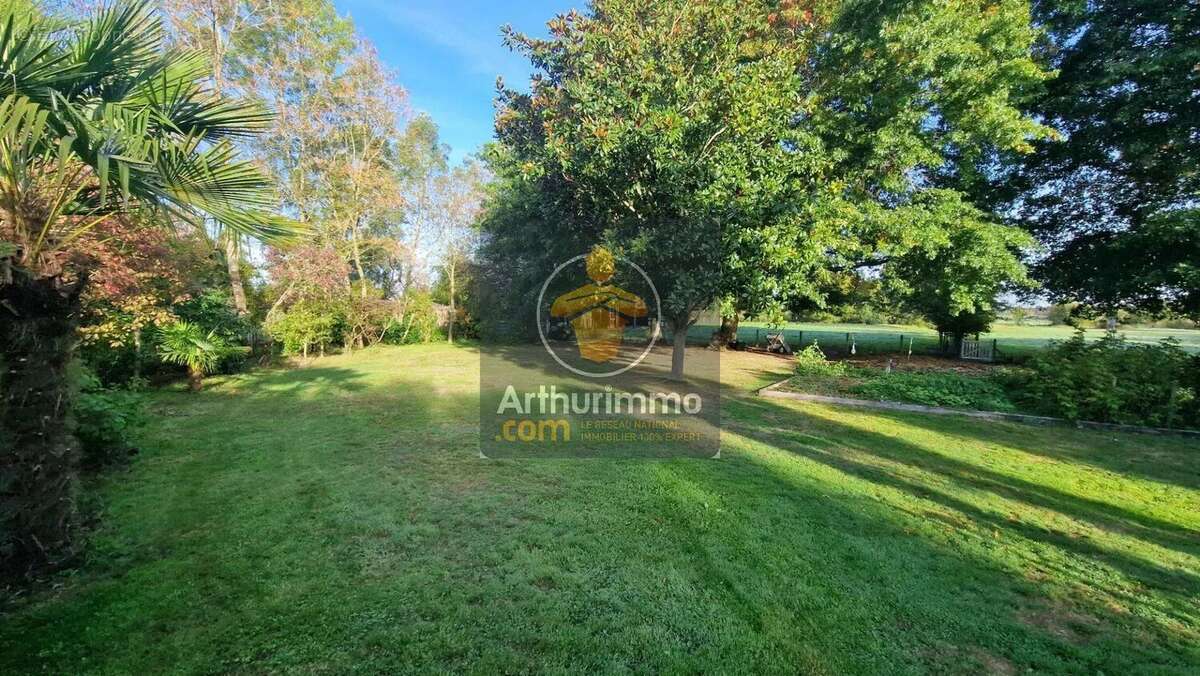 Maison à BOIS-DE-CENE