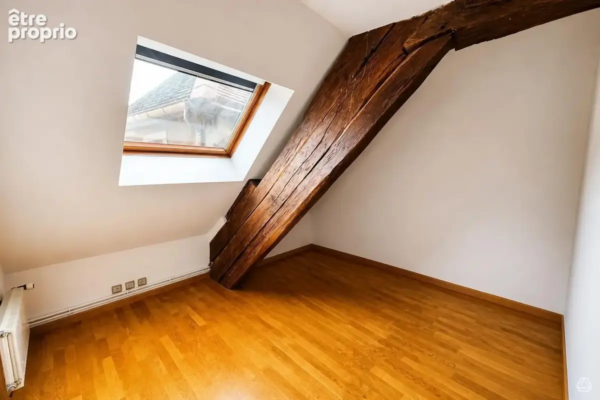 Appartement 122 m² à Vesoul  - photo 4