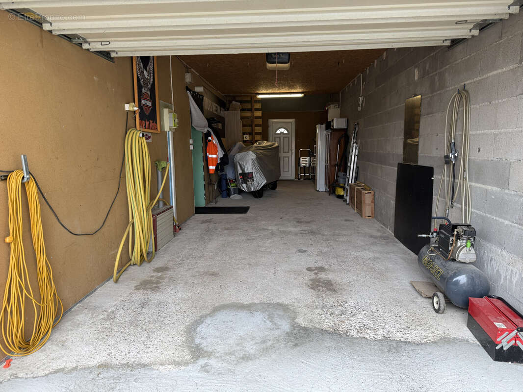 Maison à VILLE-SUR-ILLON