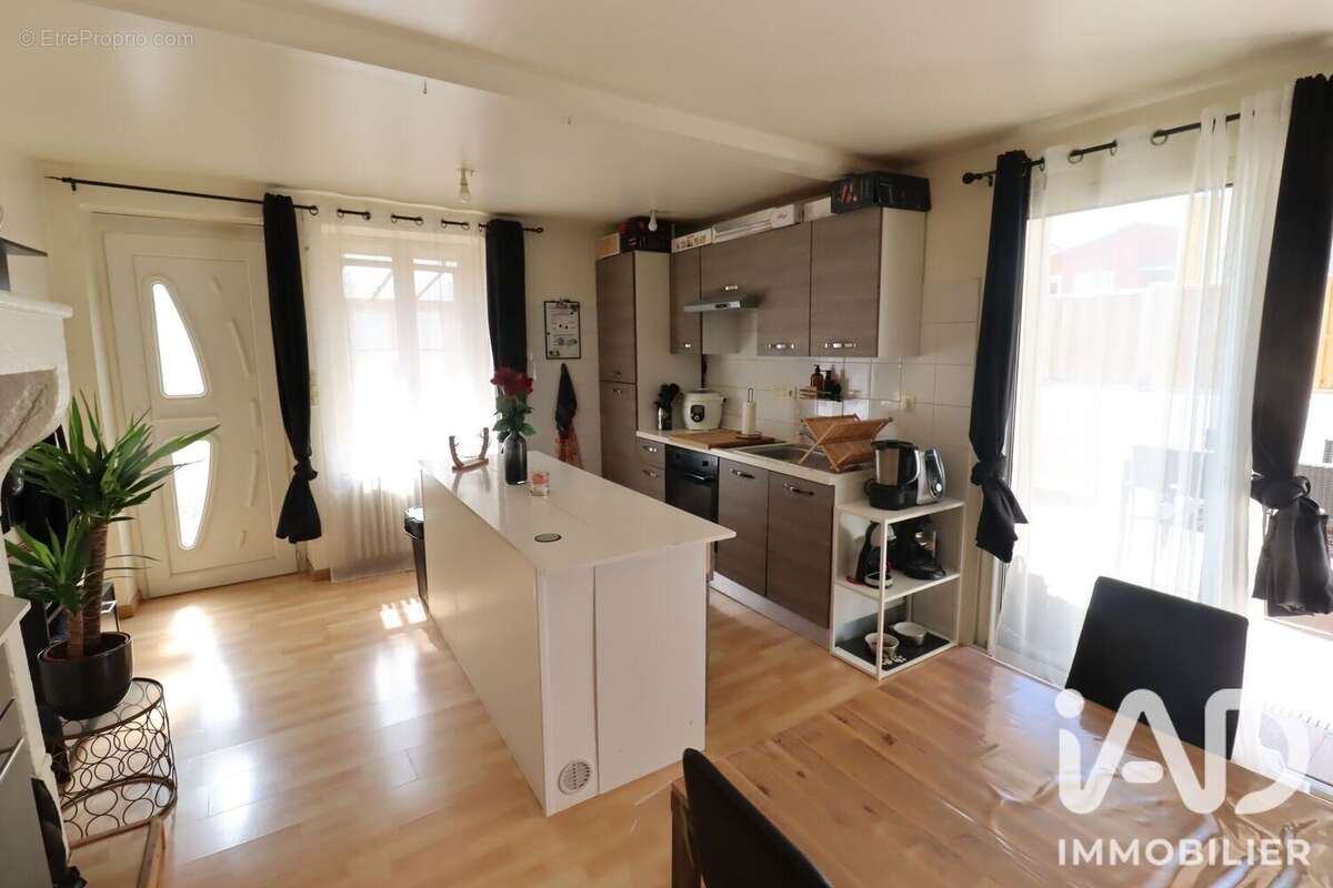 Photo 3 - Maison à LEMPDES