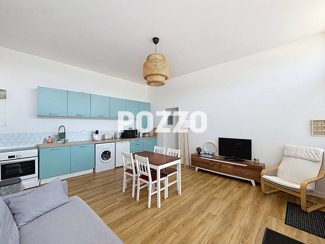 Appartement à CAROLLES