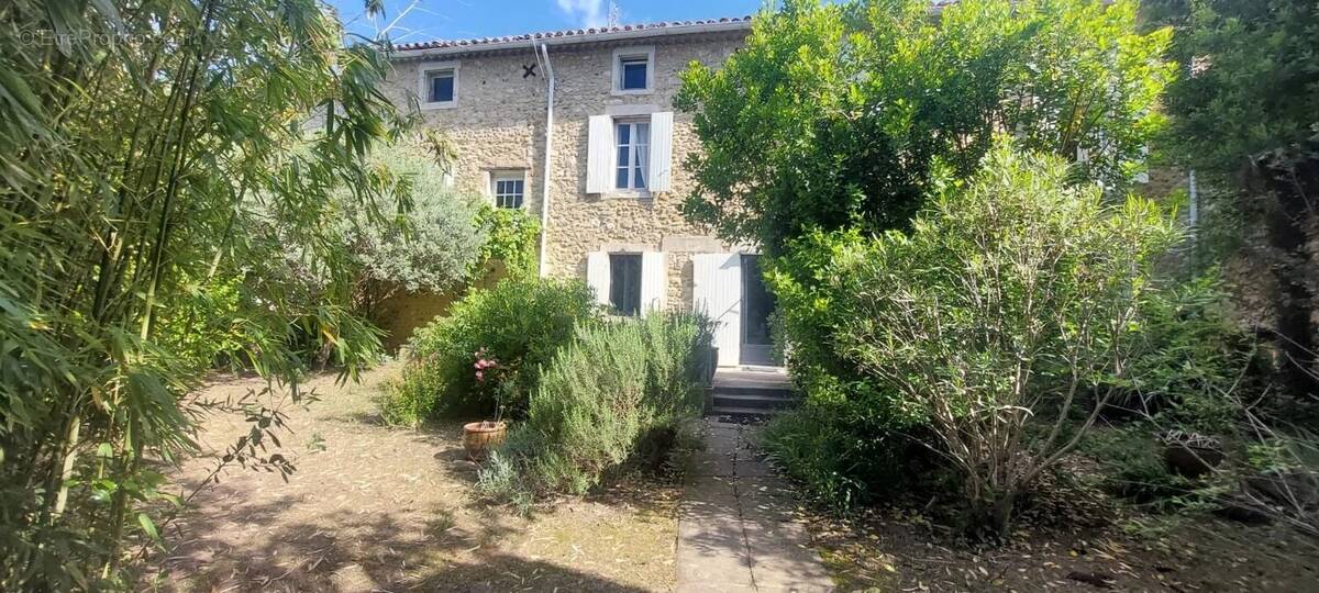 Maison à SAINT-MARTIN-D'ARDECHE