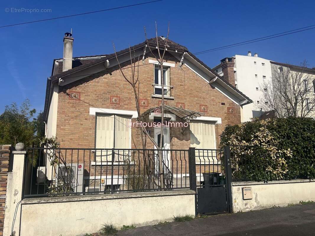 Maison à CRETEIL