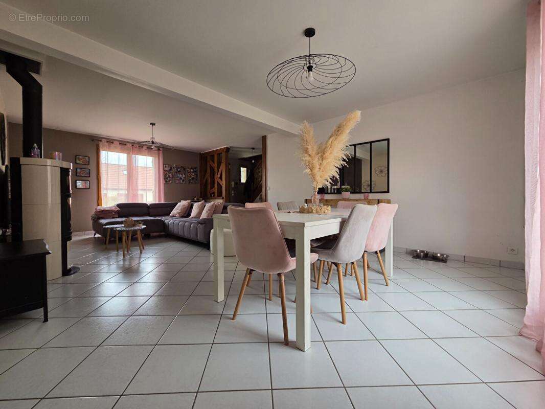 Maison 167 m² à Toury  - photo 5
