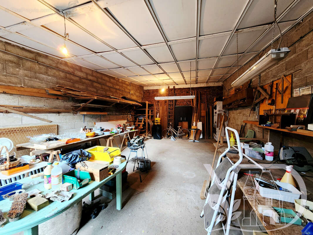 Maison de ville a proximite des commerces de bresles - photo 8