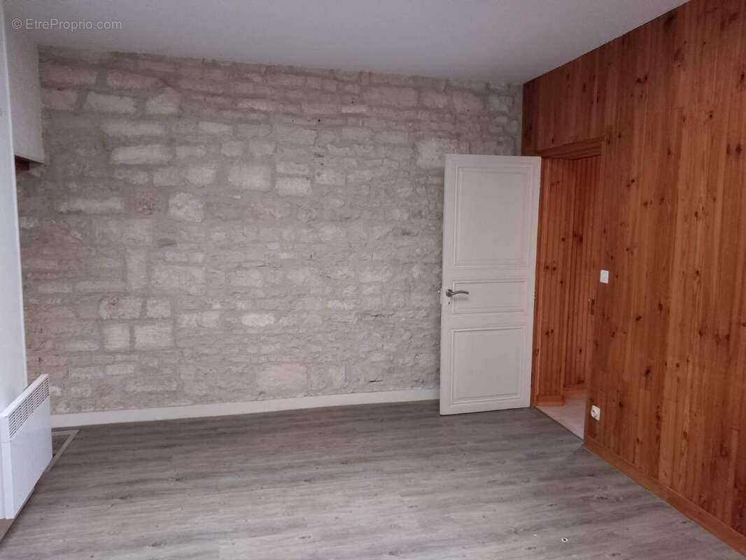 Maison à HIERSAC