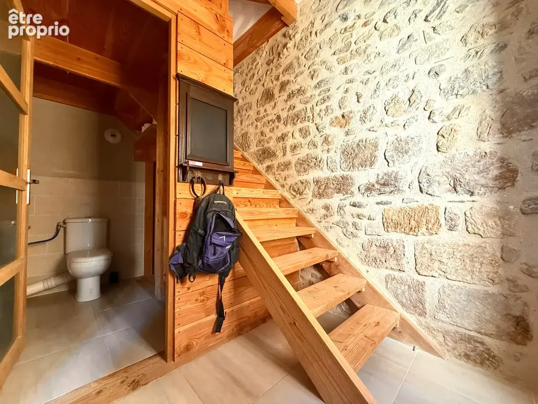 EXCLUSIVITÉ Maison de ville rénovée de 80 m2, 3ch, proche de la cathédrale. - photo 16