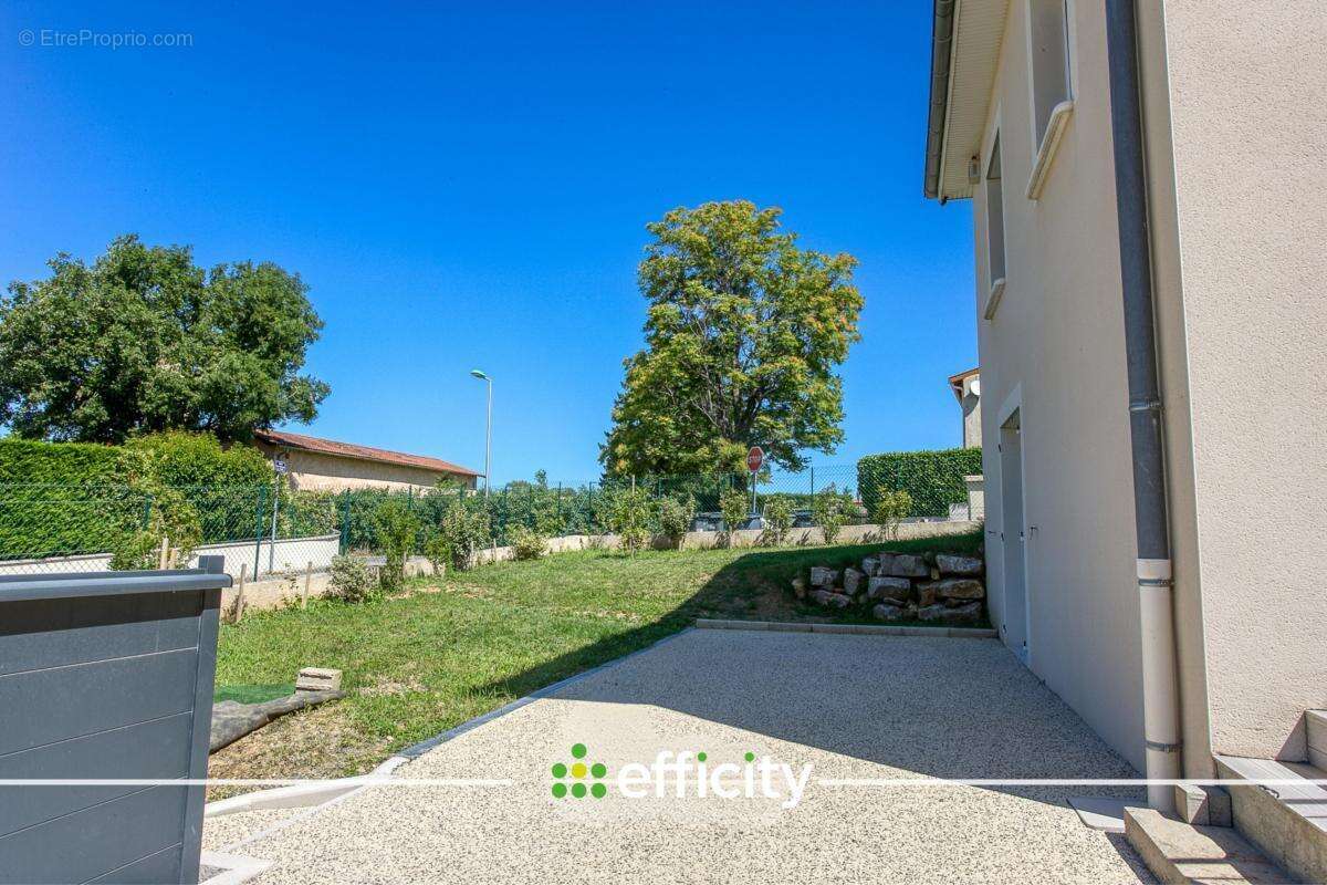 Maison à CHASSE-SUR-RHONE