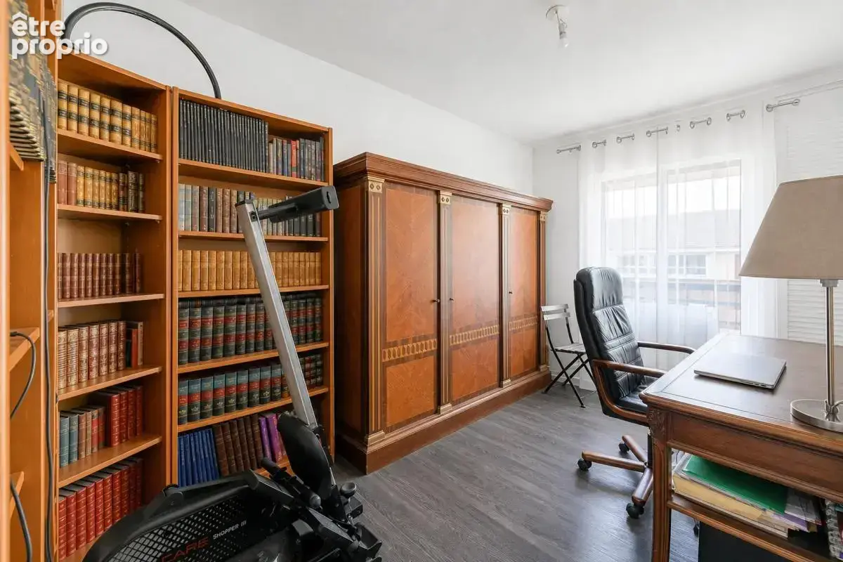 Appartement familial T5 de 112 m², Tours Nord, limite St Cyr - photo 12